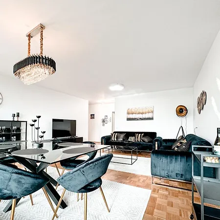 Moderne 110 M2 Grosse Gold Night Appartement Keulen
